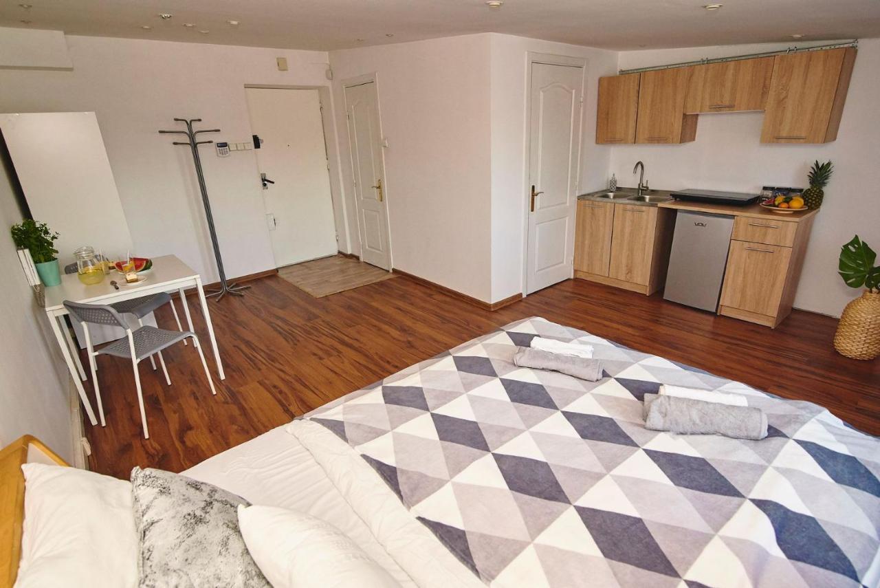 Regem Apartments Warynskiego Warsaw Luaran gambar